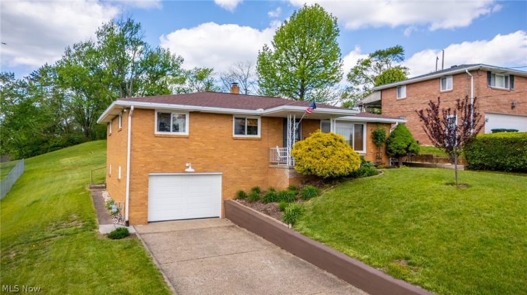 127 Marion Place, Steubenville, OH - Photo 2