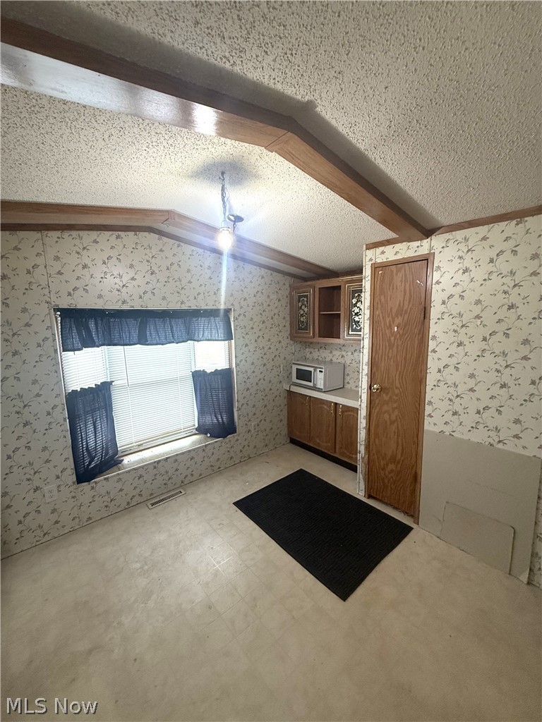 26240 Broadway Avenue, Oakwood Village, OH - Photo 4
