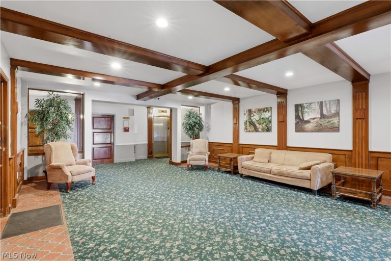3167 Linden Road #201, Rocky River, OH - Photo 3