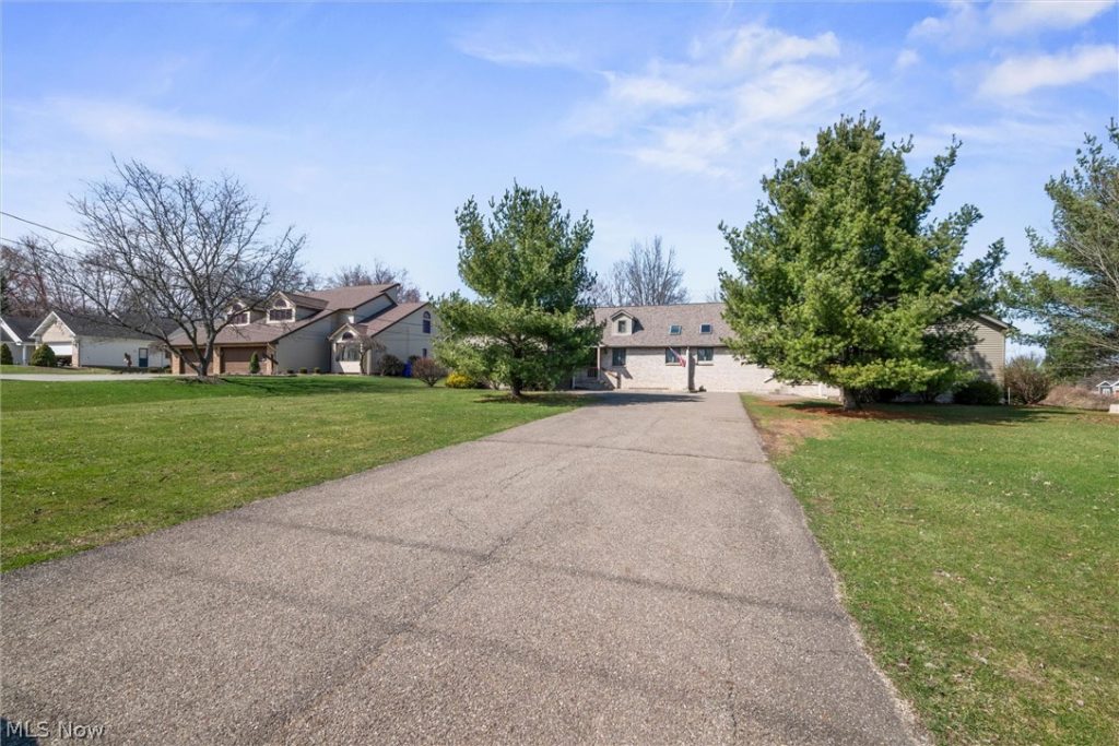 3580 Western Reserve Road, Poland, OH