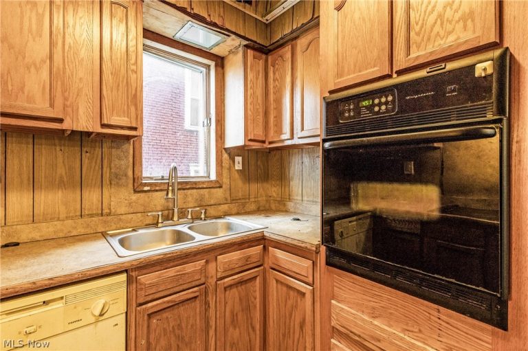 838 Avondale Street, East Liverpool, OH - Photo 3
