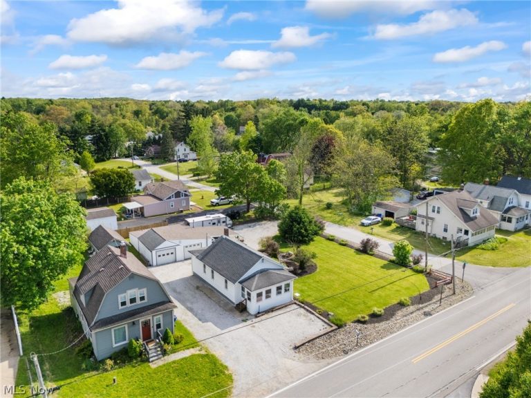 258 Randolph Road, Mogadore, OH - Photo 2