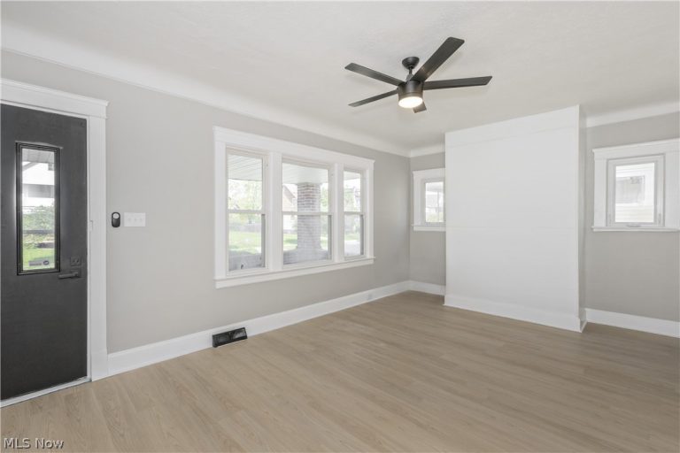 3263 134th Street, Cleveland, OH - Photo 4
