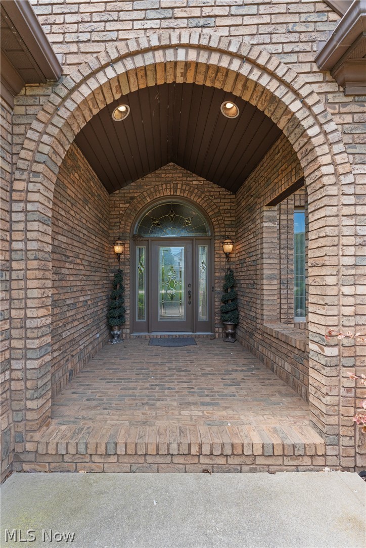 2595 Augusta Drive, Massillon, OH - Photo 8