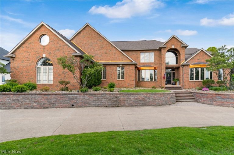 6182 Bertram Avenue, Canton, OH, 44718