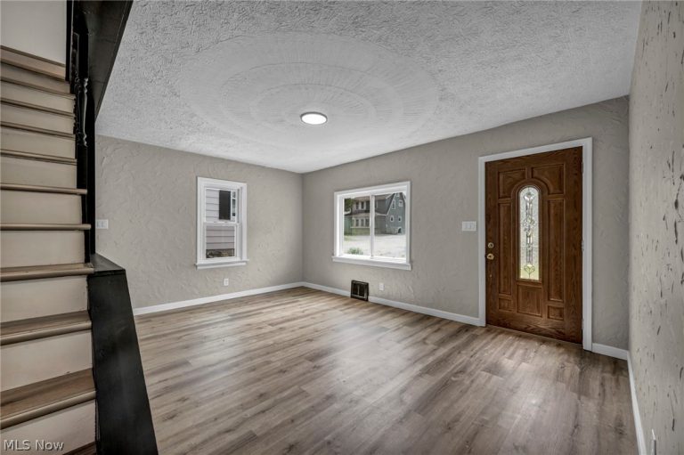 2511 Ogden Avenue, Akron, OH - Photo 5