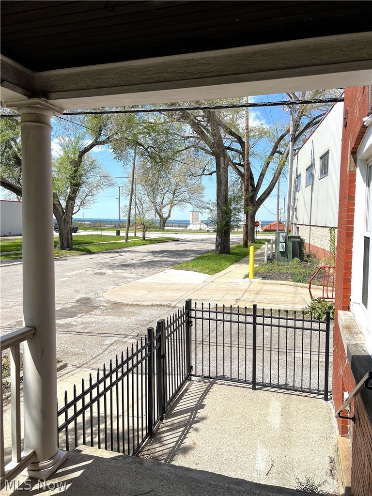 1429 38th Street, Cleveland, OH - Photo 2