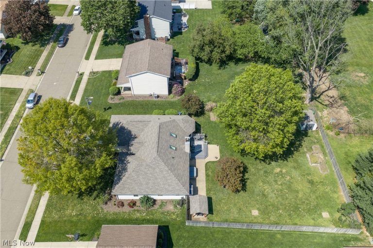 1453 3rd Street, New Philadelphia, OH - Photo 4