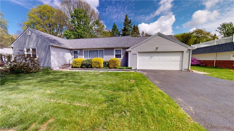 8249 Broadmoor Road, Mentor, OH, 44060