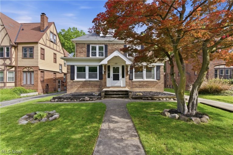 3395 Euclid Heights Boulevard, Cleveland Heights, OH, 44118