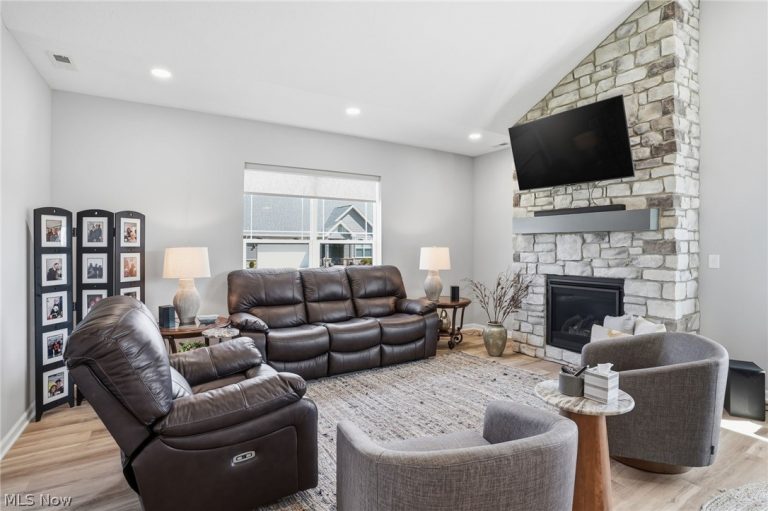 5009 Coventry Circle, Huron, OH - Photo 8