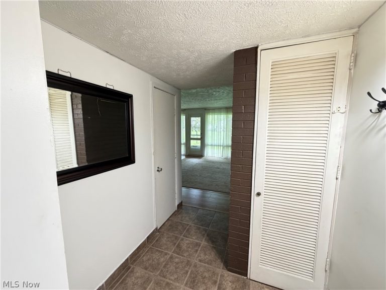 10408 Church Drive #420, Parma Heights, OH - Photo 2