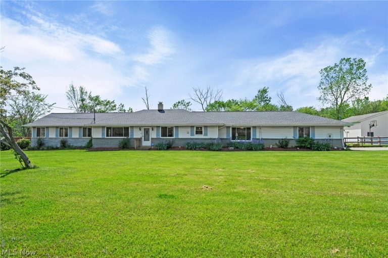 19740 Benbow Road, Strongsville, OH, 44136