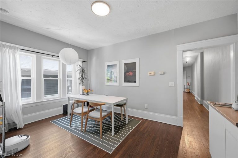 2280 Bellfield Avenue #3, Cleveland Heights, OH - Photo 6