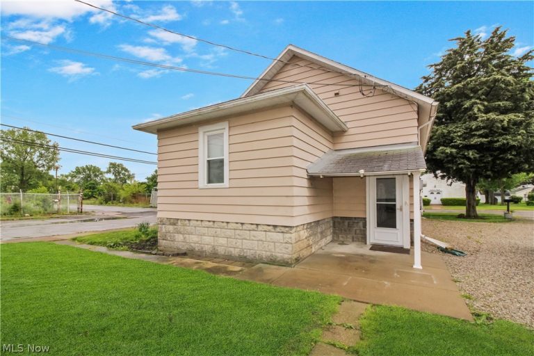 1515 3rd Street, Port Clinton, OH - Photo 8