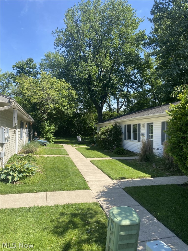 124 Tiffin Avenue #A/B, Huron, OH - Photo 2