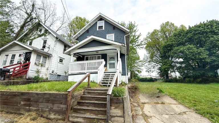 987 Boone Street, Akron, OH - Photo 2
