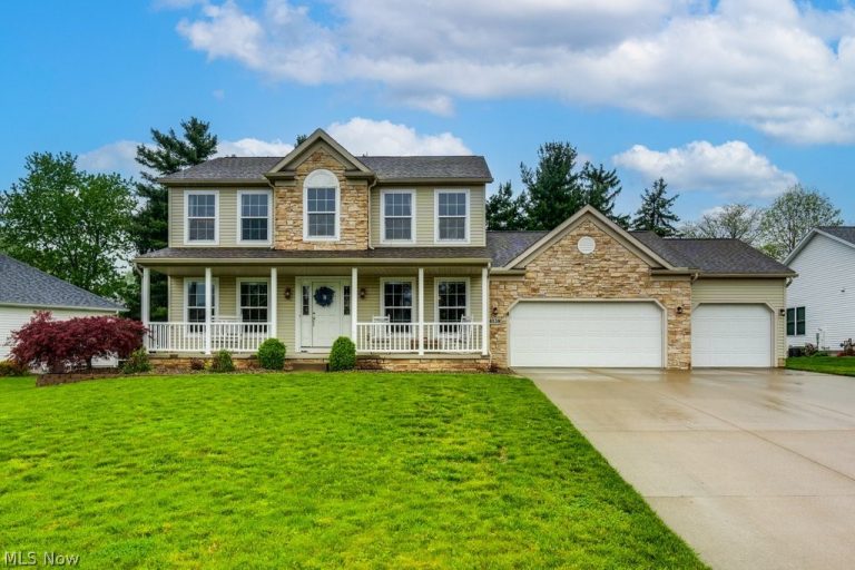 4138 Whispering Springs Lane, Mogadore, OH, 44260