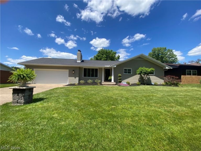 4807 10th Avenue, Vienna, WV - Photo 3