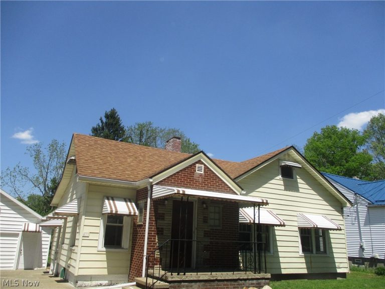 411 Eastlawn Street, Geneva, OH, 44041