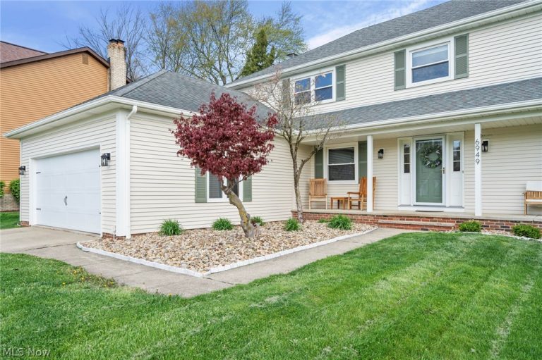 6949 Renwood Road, Independence, OH - Photo 3