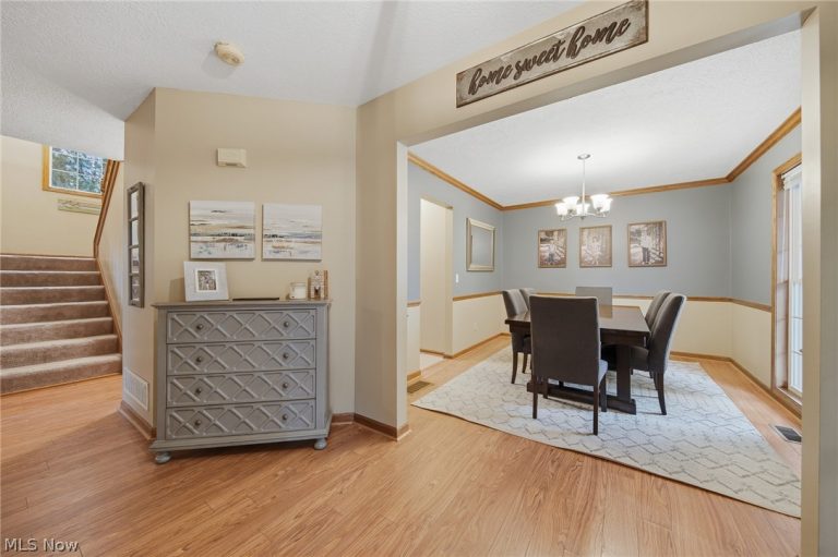8714 Billendon Circle, North Canton, OH - Photo 8