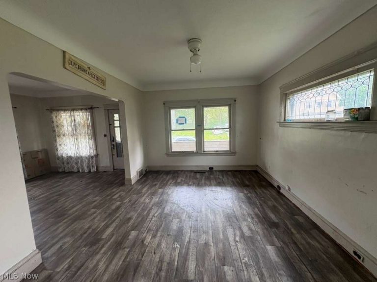 7901 New York Avenue, Cleveland, OH - Photo 3