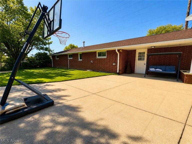 337 Bell Avenue, Columbiana, OH - Photo 4