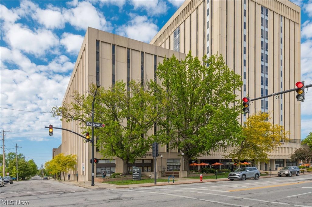 14650 Detroit Avenue #708, Lakewood, OH