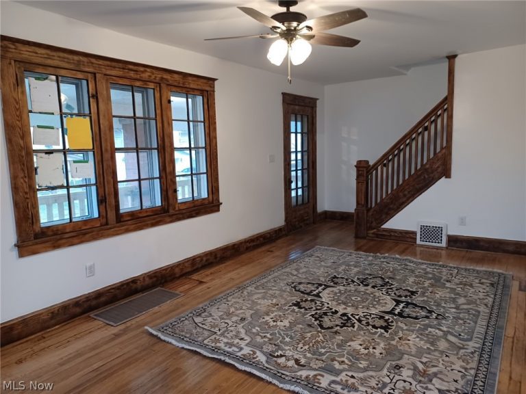116 Portland Avenue, Youngstown, OH - Photo 3