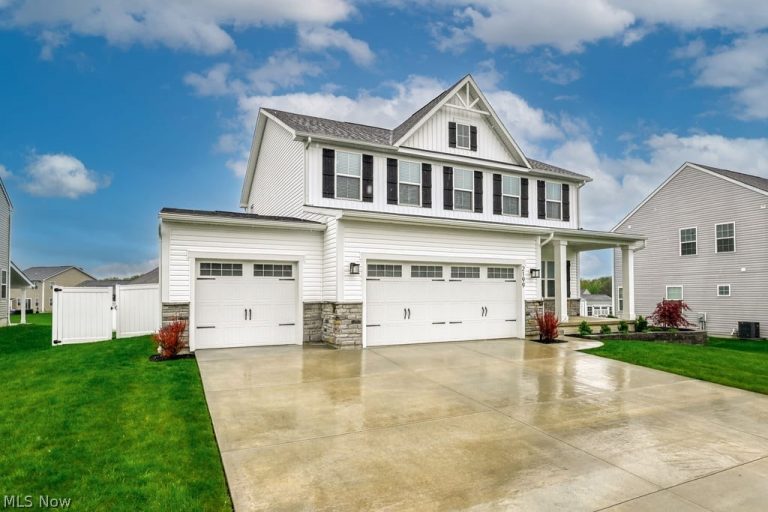 2199 Orchard Circle, Ravenna, OH - Photo 4