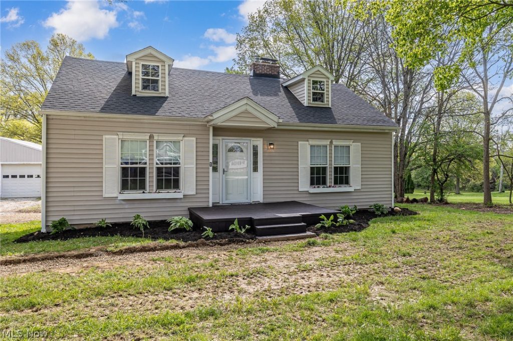 1405 Medina Line Road, Wadsworth, OH