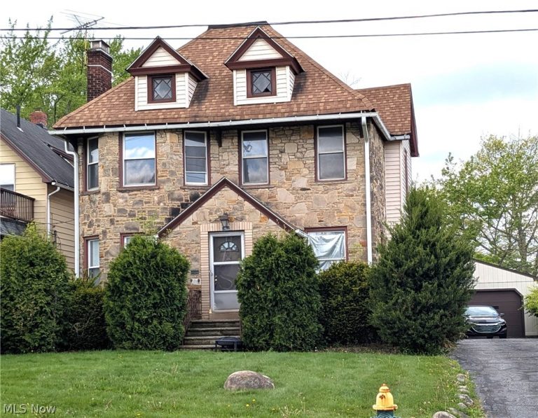 1462 Felton Road, South Euclid, OH - Photo 2