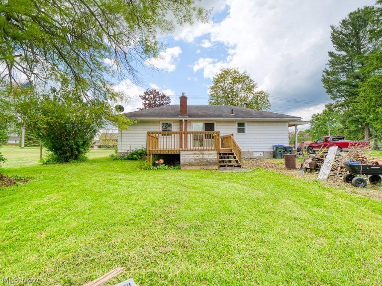 425 Bath Road, Cuyahoga Falls, OH - Photo 4