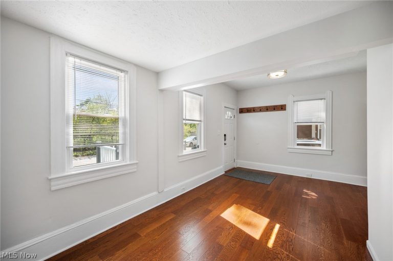 1964 57th Street, Cleveland, OH - Photo 4