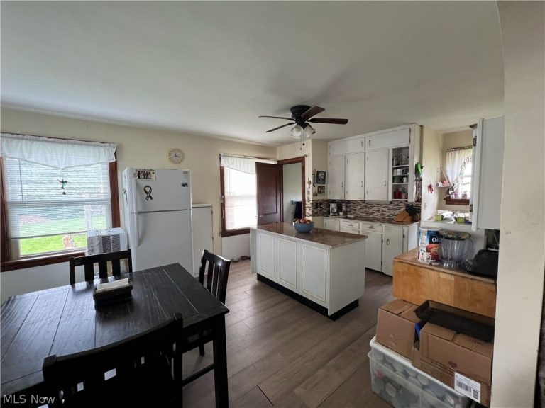 659 Buffalo Street, Conneaut, OH - Photo 2