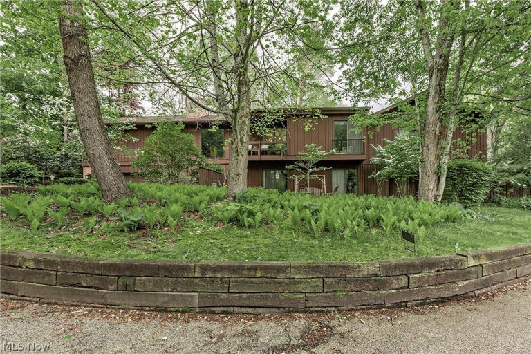 1936 Hemlock Drive, Kent, OH - Photo 3