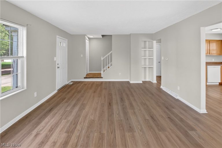 10540 Clairdoan Avenue, Cleveland, OH - Photo 6