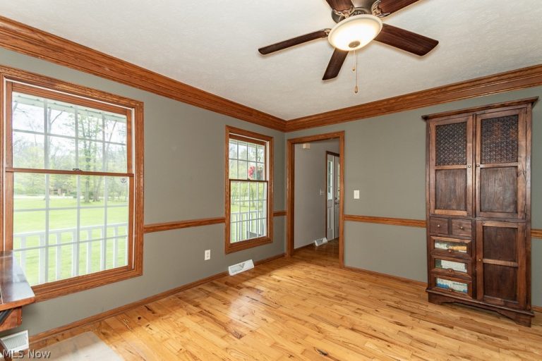 16730 Brigadoon Drive, Chagrin Falls, OH - Photo 5