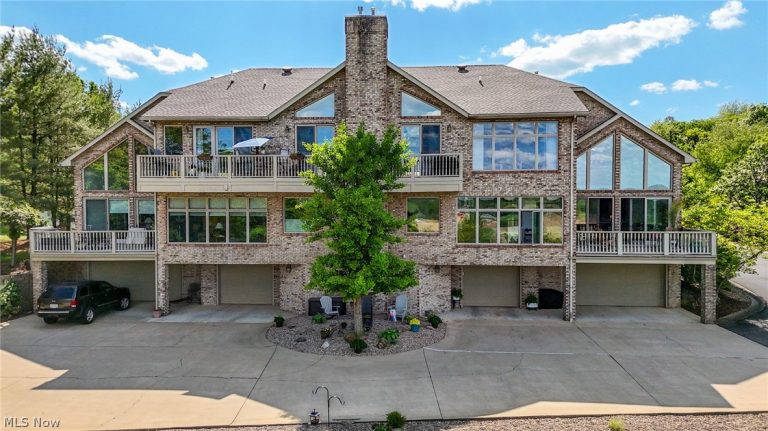 1602 Glendale Road #3, Marietta, OH - Photo 2