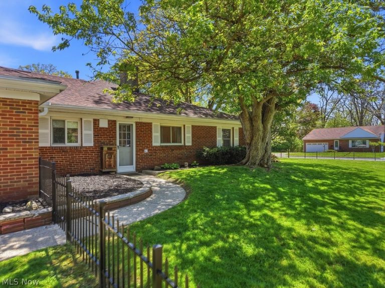 1737 Highbridge Road, Cuyahoga Falls, OH - Photo 5