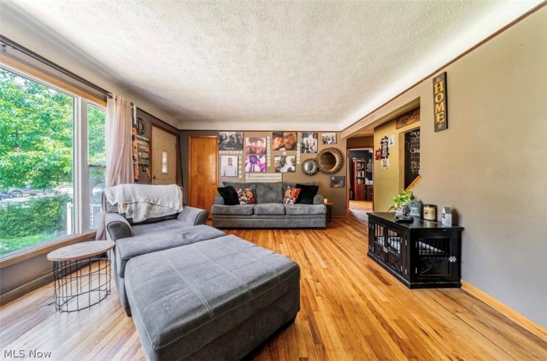 1866 Braeburn Park Drive, Euclid, OH - Photo 5
