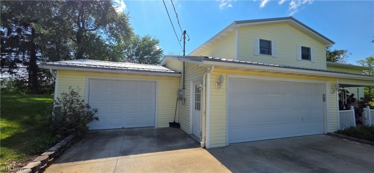 67500 Clark Road Road, St Clairsville, OH - Photo 2