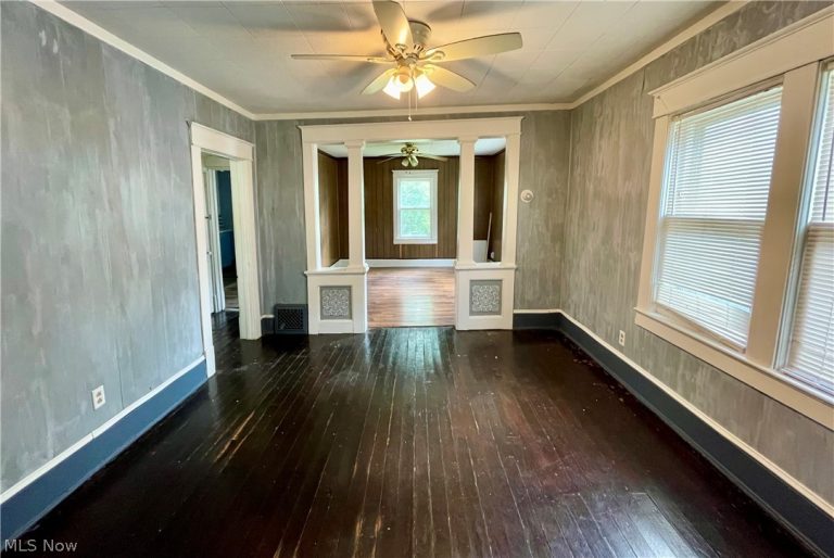 83 Smithsonian Street, Girard, OH - Photo 6