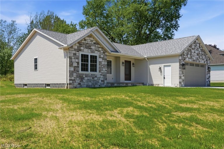 517 Whitetail Trail, Canton, OH - Photo 4