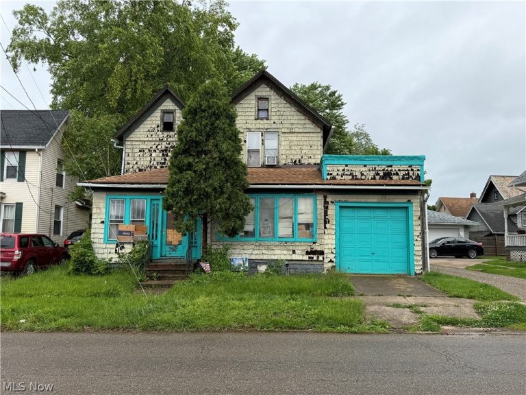 815 Amherst Road, Massillon, OH, 44646