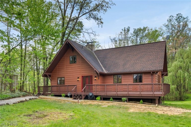 11104 Clarke Road, Columbia Station, OH - Photo 2