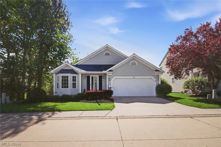 446 Rockledge Lane, Brunswick, OH, 44212