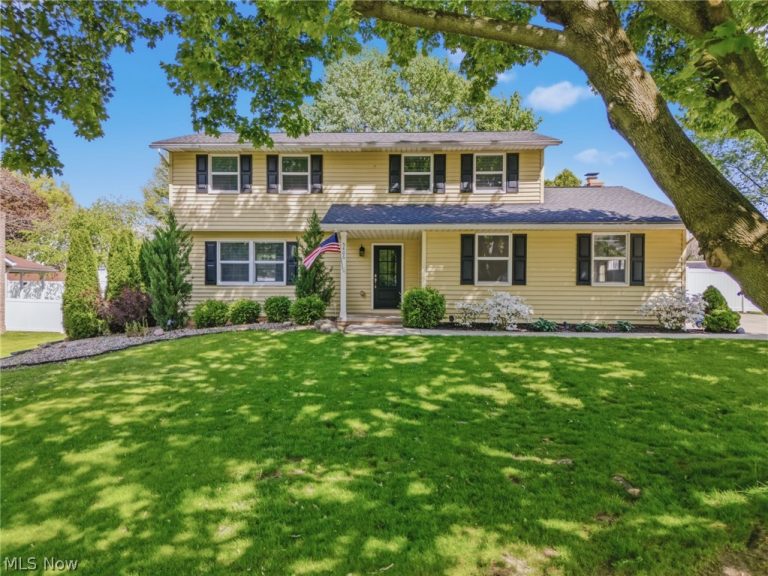 5406 Limerick Avenue, North Canton, OH - Photo 2