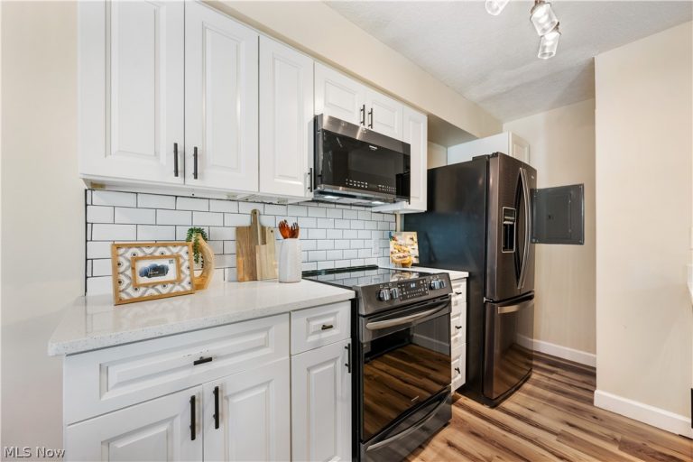 3970 Royal Liverpool Drive #A, Uniontown, OH - Photo 6